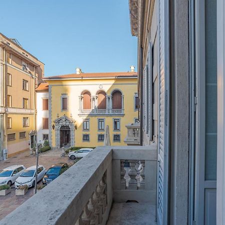 Suite Del Duomo - By MyhomeinКомо Екстериор снимка